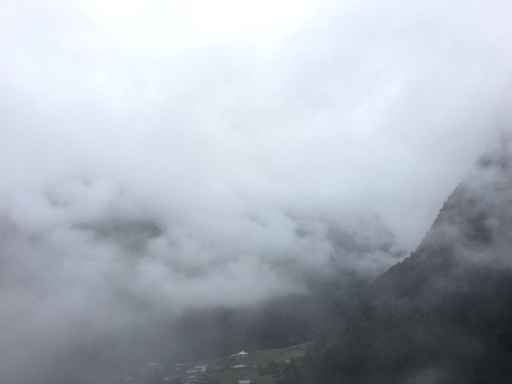 那年那时雨崩神瀑